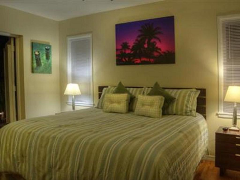 Suite Dreams Inn By The Beach Кей Уест Екстериор снимка